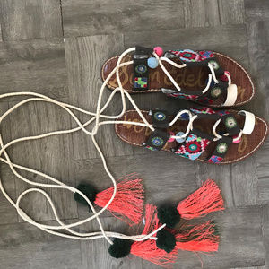 Sam Edelman GRETCHEN Pom Pom Lace Up Sandals